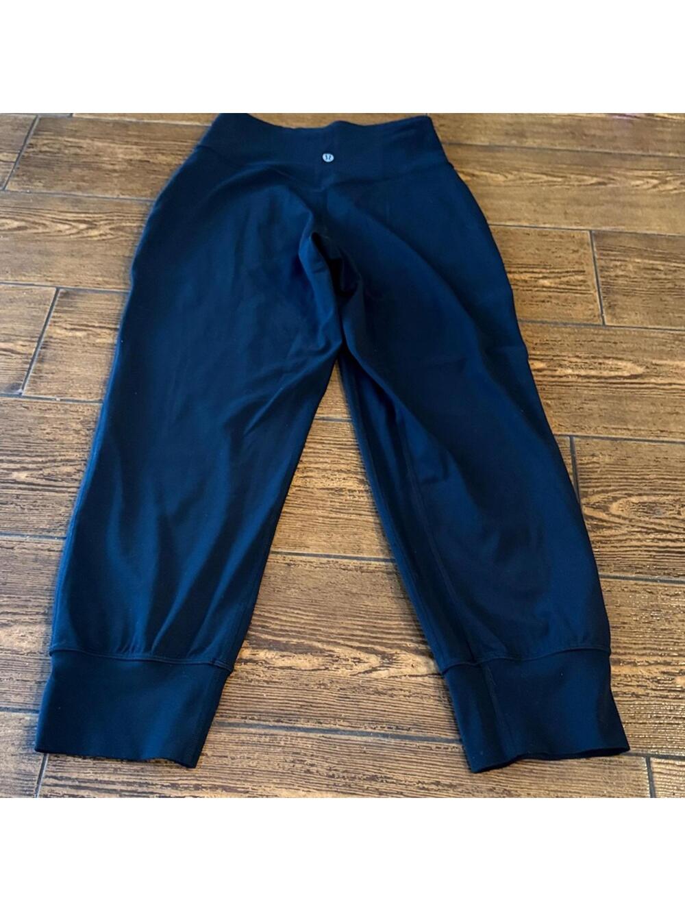 Lululemon Athletica Black align Joggers size 4